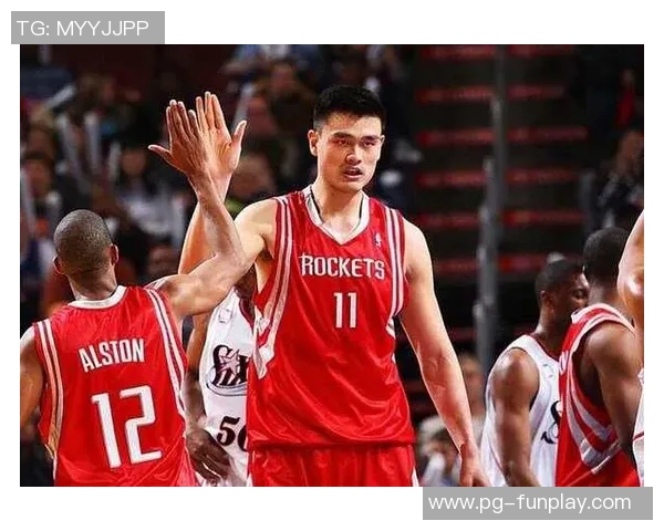 姚明对李元伟的深刻评价与篮球精神的传承探讨