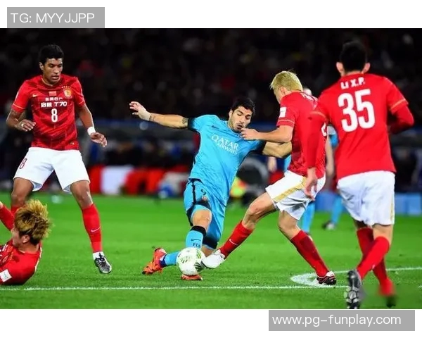 欧联杯经典对决拜仁绝杀巴萨引爆全场激情时刻回顾