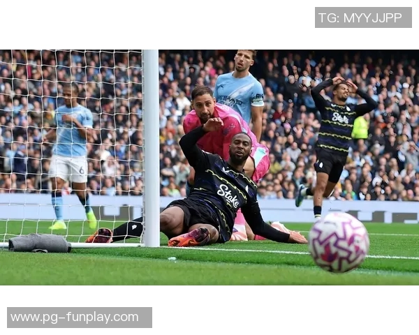 本菲卡逆袭利物浦3-0晋级欧联杯转会传闻引发热议 本菲卡逆袭利物浦3-0晋级欧联杯转会传闻引发热议