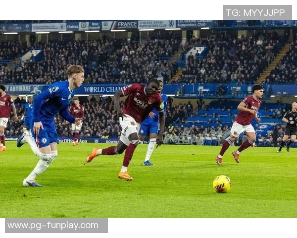 中超激战切尔西与利物浦握手言和神奇扑救成为全场焦点 中超激战切尔西与利物浦握手言和神奇扑救成为全场焦点