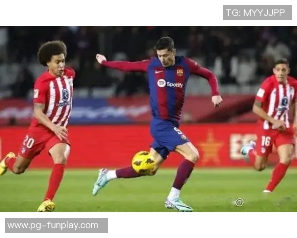 中超惊现冷门巴萨1-0力克巴黎圣日耳曼引发争议判罚引爆全场气氛